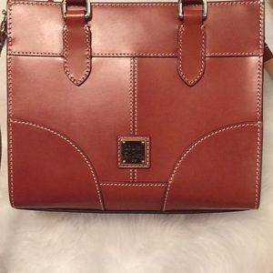Dooney &Bourke purse brand new with tags,